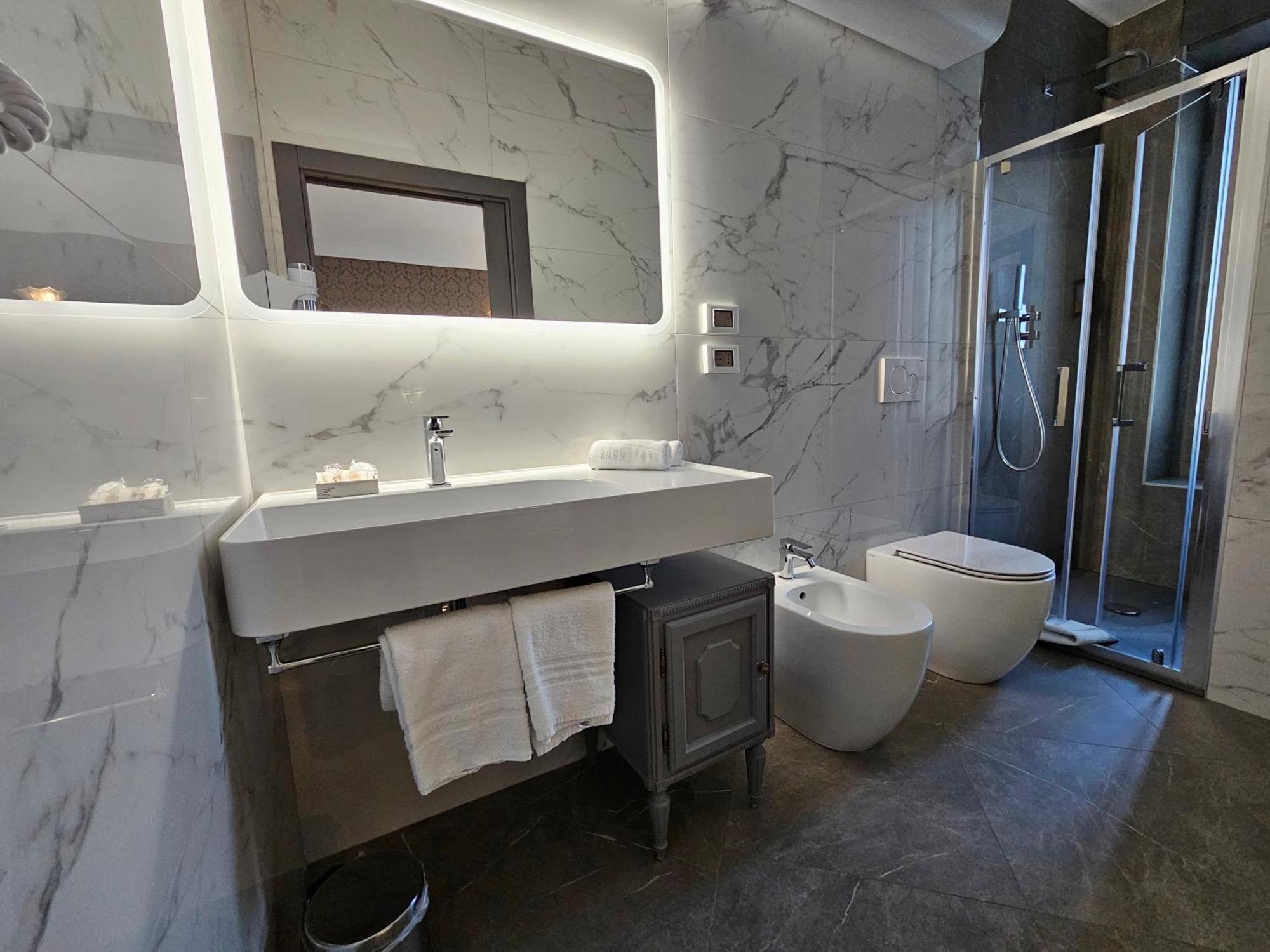 Dorolea Rooms Torino Centro Exterior photo